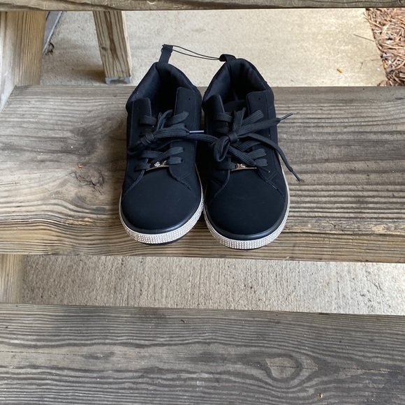 Black sneakers with embellished bottoms - Picture 3 of 12